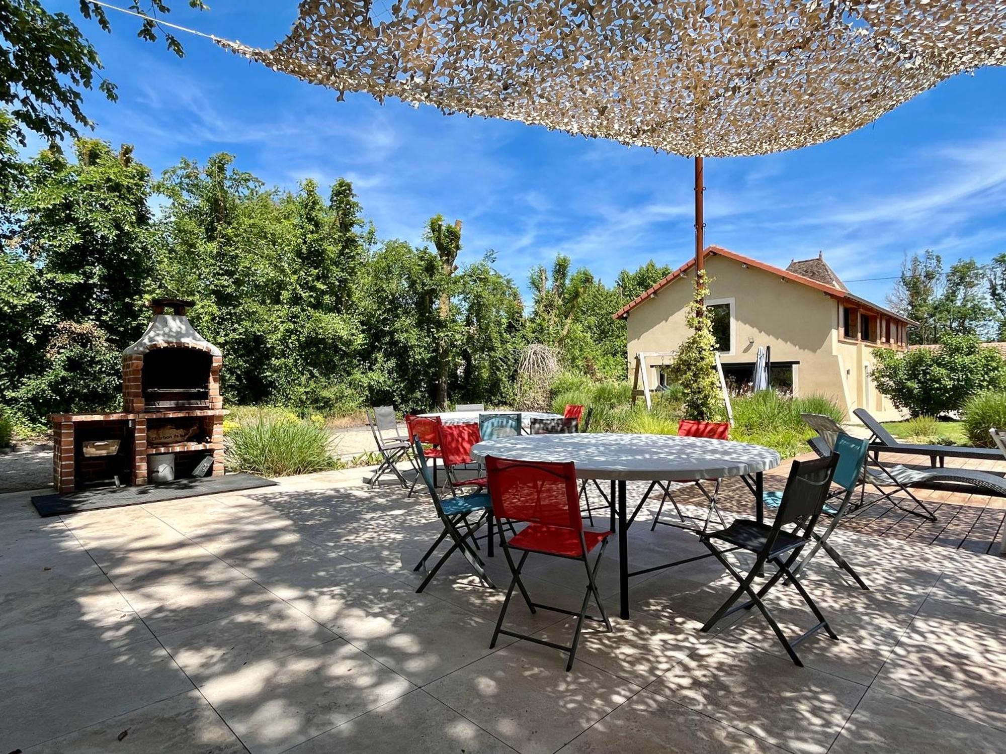 Gite Campagne Famille 15 Pers Piscine Chauffee Jeux Enfants Petanque Saint-Sauvy Екстер'єр фото